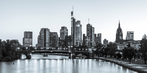 Bild-Nr: 12913728 Skyline und Bankenviertel in Frankfurt am Main Erstellt von: dieterich