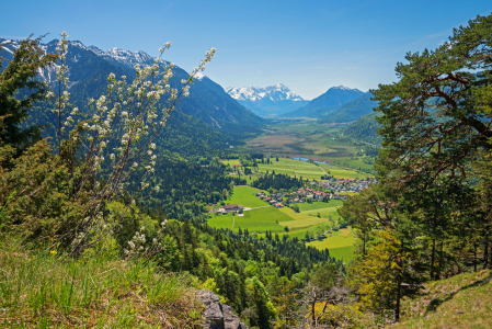 Bild-Nr: 12916071 Loisachtal vom Heldenkreuz Erstellt von: SusaZoom