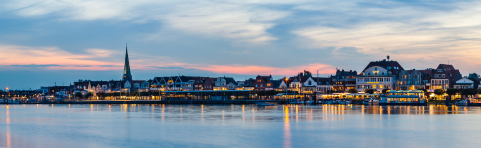 Bild-Nr: 12939515 Travemüne im Lichterglanz Erstellt von: Ursula Reins