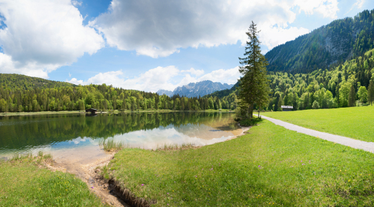 Bild-Nr: 12864357 Frühlingslandschaft am Ferchensee bei Mittenwald Erstellt von: SusaZoom