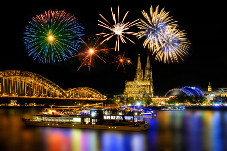 Bild-Nr: 12908173 Kölner Lichter - Skyline Feuerwerk Köln Erstellt von: uh-Photography