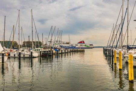 Bild-Nr: 12847462 Travemünde Jachthafen Erstellt von: Ursula Reins