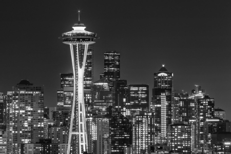 Bild-Nr: 12874252 Monochrome Skyline von Seattle bei Nacht Erstellt von: Melanie Viola