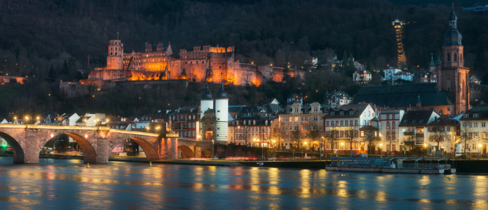 Bild-Nr: 12940030 Panorama von Heidelberg bei Abenddämmerung Erstellt von: Smileus