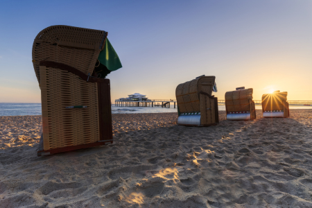 Bild-Nr: 12555734 Strandkörbe und Seebrücke Timmendorfer Strand Erstellt von: Daniela Beyer