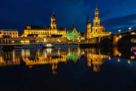 Bild-Nr: 12871543 Dresden Panorama - blaue Stunde Erstellt von: uh-Photography
