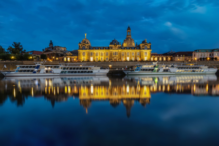 Bild-Nr: 12871649 Dresden Panorama - blaue Stunde Erstellt von: uh-Photography