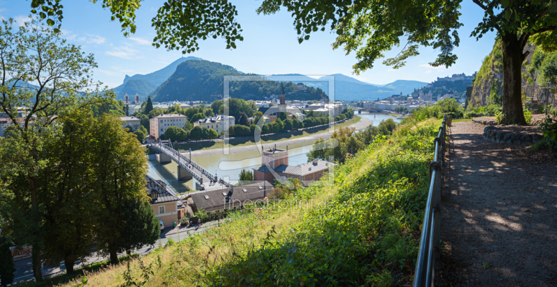 frei wählbarer Bildausschnitt für Ihr Bild auf Türfolie