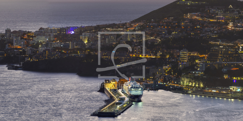 frei wählbarer Bildausschnitt für Ihr Bild auf Türfolie