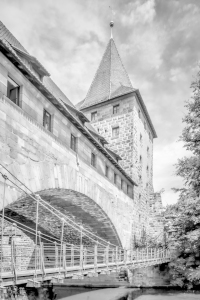Bild-Nr: 12935226 NÜRNBERG Kettensteg - Monochrom  Erstellt von: Melanie Viola